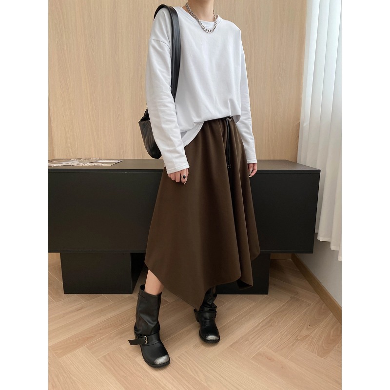 Feminine Irregular Design Waist Belted A-Line Flowing Skirt - Image 5