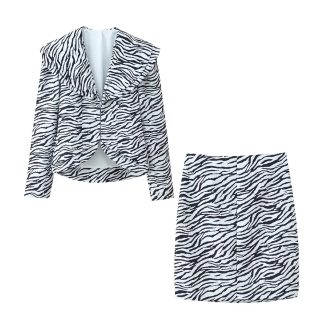 Zebra striped diagonal suit jacket+slit skirt