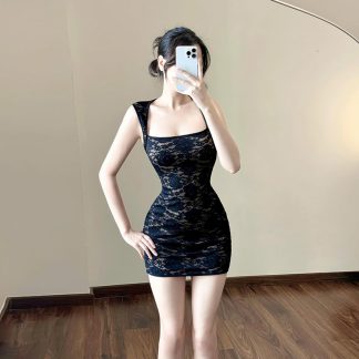 Summer elegant slim fit backpack with exposed buttocks short skirt