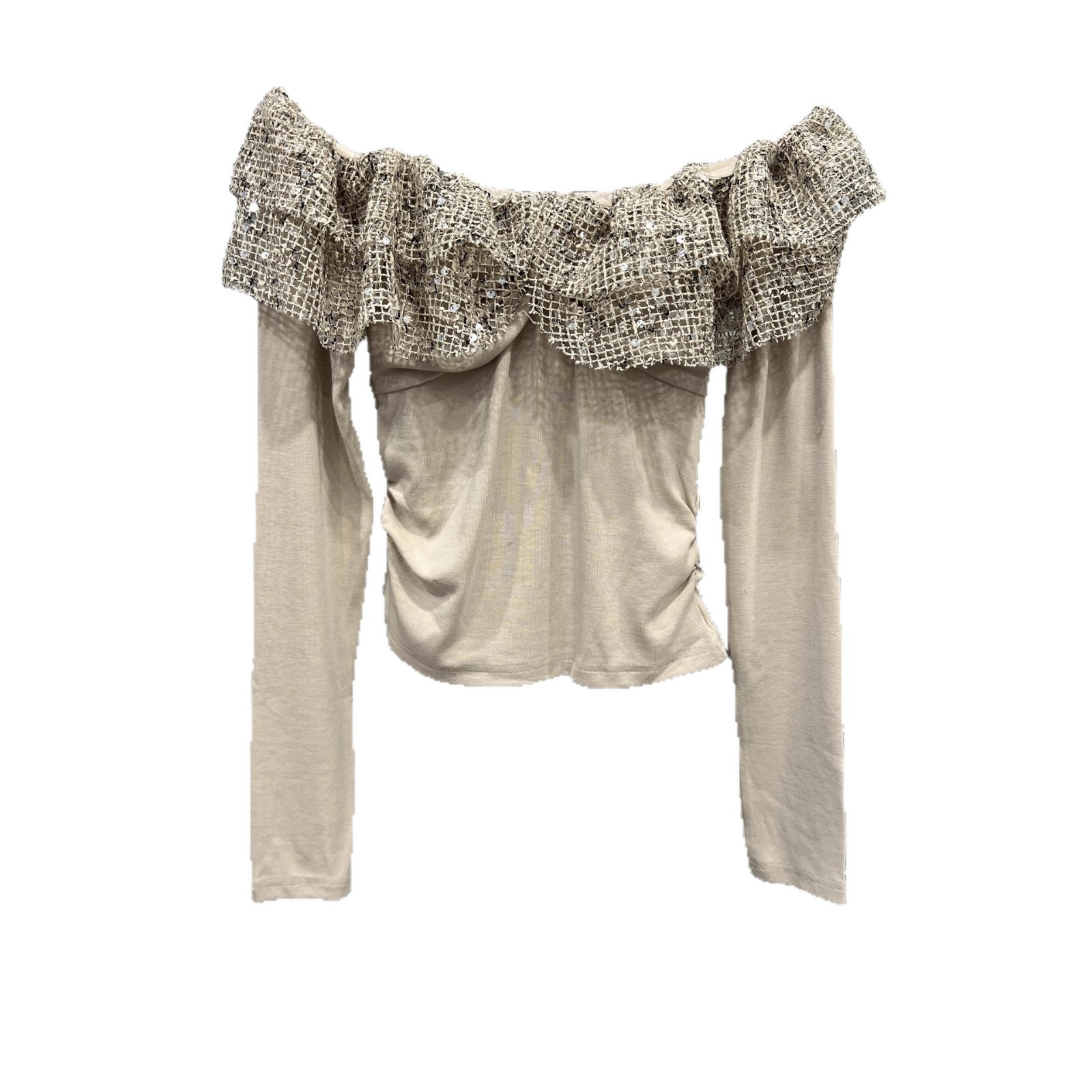 Minimally designed long sleeved top with a base layer for women