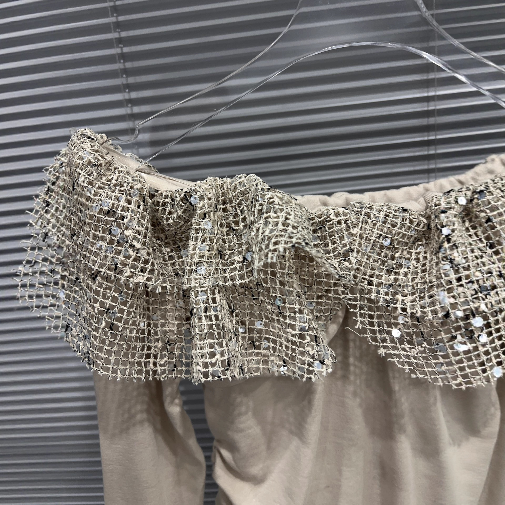 Minimally designed long sleeved top with a base layer for women - Image 4