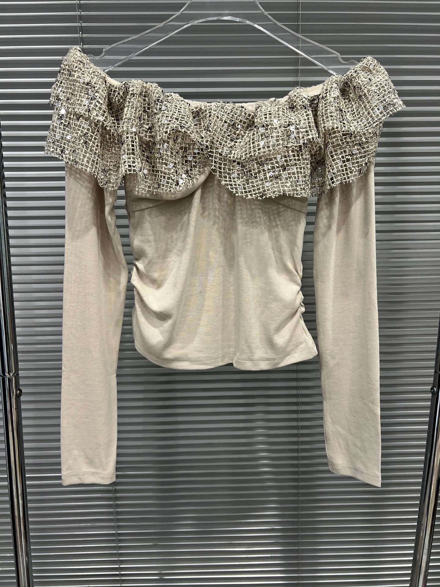 Minimally designed long sleeved top with a base layer for women - Image 6